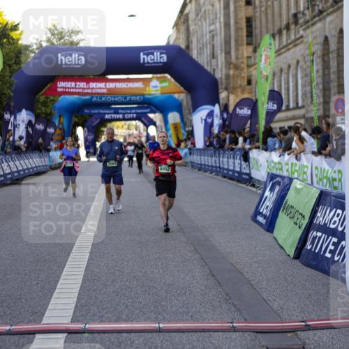 01.09.2024 - BARMER Alsterlauf Kathrin Stürmer Photography http://msf.ph/oto/6971851 01.09.2024 10:15:59 Ziel 2158, 3761, 4091, 5056, 8191, 8192, 8193, 2065, 3309, 3659, 4990, 8052, 8378 meine-sportfotos.de