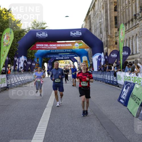 01.09.2024 - BARMER Alsterlauf Kathrin Stürmer Photography http://msf.ph/oto/6971859 01.09.2024 10:16:01 Ziel 2158, 3761, 4091, 5056, 8191, 8192, 8193, 2065, 2269, 3309, 4990, 8052, 8378 meine-sportfotos.de