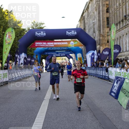 01.09.2024 - BARMER Alsterlauf Kathrin Stürmer Photography http://msf.ph/oto/6971860 01.09.2024 10:16:01 Ziel 2158, 3761, 4091, 5056, 8191, 8192, 8193, 2065, 2269, 3309, 4990, 8052, 8378 meine-sportfotos.de