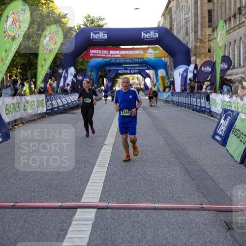 01.09.2024 - BARMER Alsterlauf Kathrin Stürmer Photography http://msf.ph/oto/6971867 01.09.2024 10:16:08 Ziel 2119, 2158, 4774, 5078, 8193, 2065, 2269, 4982, 8052, 8378 meine-sportfotos.de