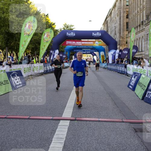 01.09.2024 - BARMER Alsterlauf Kathrin Stürmer Photography http://msf.ph/oto/6971872 01.09.2024 10:16:09 Ziel 2119, 2158, 4774, 5078, 8193, 2065, 2269, 4982, 8052, 8378 meine-sportfotos.de