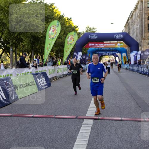 01.09.2024 - BARMER Alsterlauf Kathrin Stürmer Photography http://msf.ph/oto/6971874 01.09.2024 10:16:09 Ziel 2119, 2158, 4774, 5078, 8193, 2065, 2269, 4982, 8052, 8378 meine-sportfotos.de