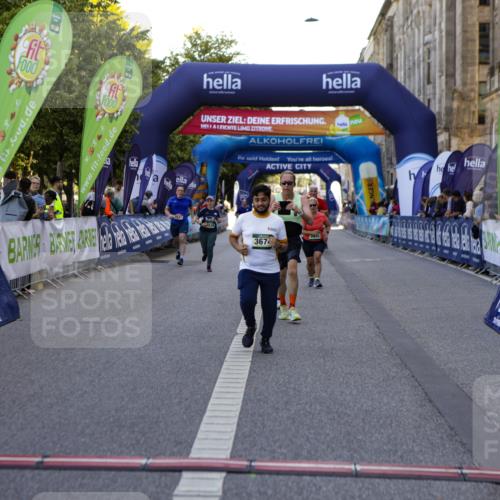 01.09.2024 - BARMER Alsterlauf Kathrin Stürmer Photography http://msf.ph/oto/6971881 01.09.2024 10:16:18 Ziel 2119, 4774, 4775, 5013, 5078, 2537, 2749, 3506, 3643, 3674, 4639, 4905 meine-sportfotos.de