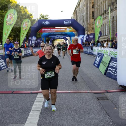 01.09.2024 - BARMER Alsterlauf Kathrin Stürmer Photography http://msf.ph/oto/6971892 01.09.2024 10:16:23 Ziel 2119, 4774, 4775, 5013, 2537, 2576, 2749, 3506, 3549, 3643, 3674, 3826, 4639, 4905 meine-sportfotos.de
