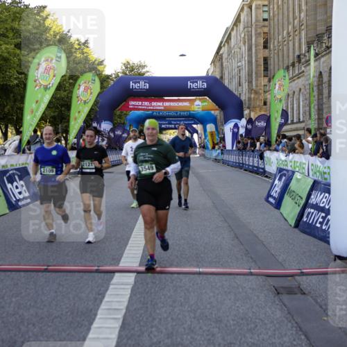 01.09.2024 - BARMER Alsterlauf Kathrin Stürmer Photography http://msf.ph/oto/6971921 01.09.2024 10:16:32 Ziel 2316, 4461, 4477, 4696, 4775, 5013, 2109, 2121, 2537, 2576, 2792, 3549, 3826, 3910, 3911, 8351 meine-sportfotos.de