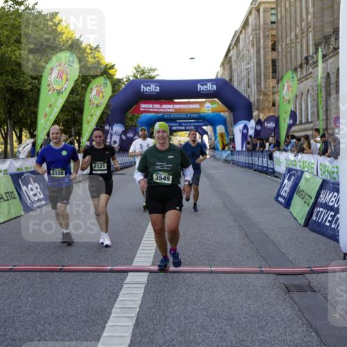 01.09.2024 - BARMER Alsterlauf Kathrin Stürmer Photography http://msf.ph/oto/6971922 01.09.2024 10:16:32 Ziel 2316, 4461, 4477, 4696, 4775, 5013, 2109, 2121, 2537, 2576, 2792, 3549, 3826, 3910, 3911, 8351 meine-sportfotos.de