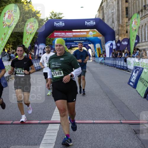 01.09.2024 - BARMER Alsterlauf Kathrin Stürmer Photography http://msf.ph/oto/6971924 01.09.2024 10:16:32 Ziel 2316, 4461, 4477, 4696, 4775, 5013, 2109, 2121, 2537, 2576, 2792, 3549, 3826, 3910, 3911, 8351 meine-sportfotos.de