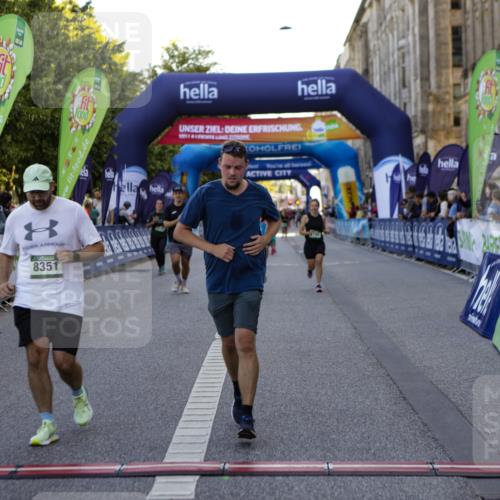 01.09.2024 - BARMER Alsterlauf Kathrin Stürmer Photography http://msf.ph/oto/6971926 01.09.2024 10:16:34 Ziel 2316, 4461, 4477, 4696, 4775, 2109, 2115, 2121, 2199, 2576, 2792, 3549, 3826, 3910, 3911, 8351 meine-sportfotos.de
