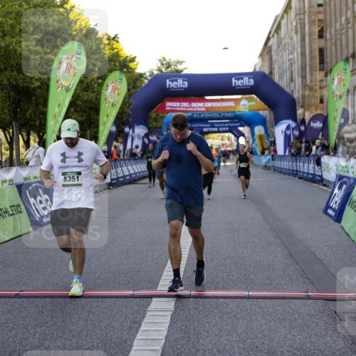 01.09.2024 - BARMER Alsterlauf Kathrin Stürmer Photography http://msf.ph/oto/6971928 01.09.2024 10:16:34 Ziel 2316, 4461, 4477, 4696, 4775, 2109, 2115, 2121, 2199, 2576, 2792, 3549, 3826, 3910, 3911, 8351 meine-sportfotos.de