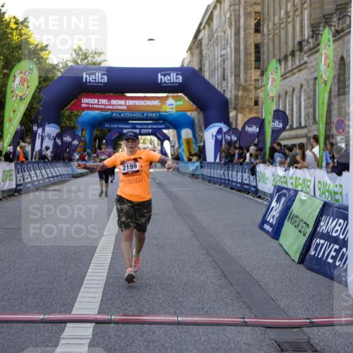 01.09.2024 - BARMER Alsterlauf Kathrin Stürmer Photography http://msf.ph/oto/6971944 01.09.2024 10:16:42 Ziel 2316, 3362, 4461, 4477, 4696, 2115, 2199, 2792, 2889, 3910, 3911, 5112 meine-sportfotos.de