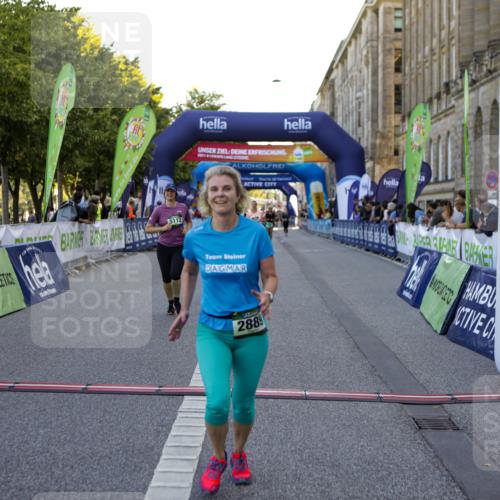 01.09.2024 - BARMER Alsterlauf Kathrin Stürmer Photography http://msf.ph/oto/6971959 01.09.2024 10:16:47 Ziel 2316, 3362, 4696, 2115, 2199, 2507, 2889, 2979, 5112, 5311 meine-sportfotos.de