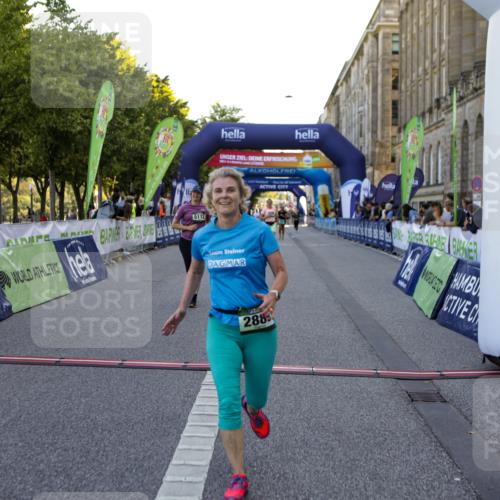 01.09.2024 - BARMER Alsterlauf Kathrin Stürmer Photography http://msf.ph/oto/6971960 01.09.2024 10:16:47 Ziel 2316, 3362, 4696, 2115, 2199, 2507, 2889, 2979, 5112, 5311 meine-sportfotos.de