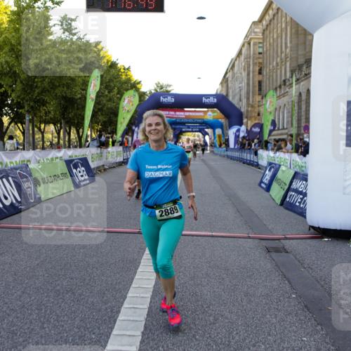 01.09.2024 - BARMER Alsterlauf Kathrin Stürmer Photography http://msf.ph/oto/6971961 01.09.2024 10:16:47 Ziel 2316, 3362, 4696, 2115, 2199, 2507, 2889, 2979, 5112, 5311 meine-sportfotos.de