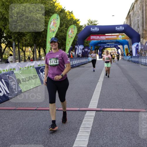 01.09.2024 - BARMER Alsterlauf Kathrin Stürmer Photography http://msf.ph/oto/6971965 01.09.2024 10:16:50 Ziel 3362, 2507, 2889, 2979, 5112, 5311 meine-sportfotos.de