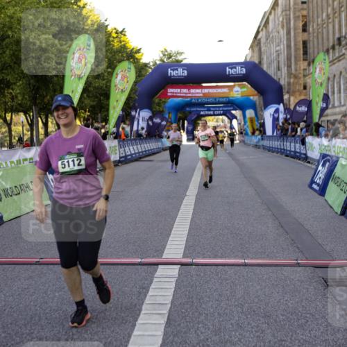 01.09.2024 - BARMER Alsterlauf Kathrin Stürmer Photography http://msf.ph/oto/6971966 01.09.2024 10:16:50 Ziel 3362, 2507, 2889, 2979, 5112, 5311 meine-sportfotos.de
