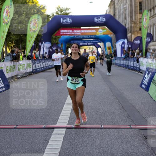 01.09.2024 - BARMER Alsterlauf Kathrin Stürmer Photography http://msf.ph/oto/6971970 01.09.2024 10:17:00 Ziel 4620, 4917, 2536, 2979, 3407, 3639, 3700, 4186, 4453, 5311 meine-sportfotos.de