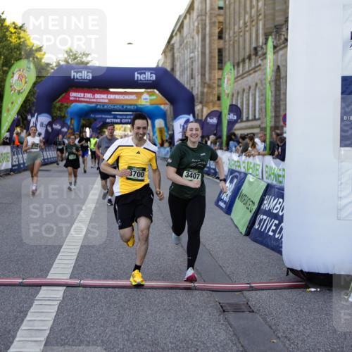 01.09.2024 - BARMER Alsterlauf Kathrin Stürmer Photography http://msf.ph/oto/6971977 01.09.2024 10:17:05 Ziel 4620, 4917, 2143, 2536, 2881, 2974, 2975, 3407, 3639, 3700, 4186, 4453, 5156, 5312, 8219, 8309 meine-sportfotos.de