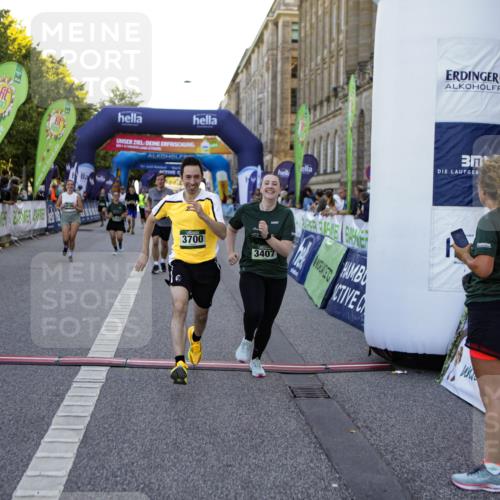 01.09.2024 - BARMER Alsterlauf Kathrin Stürmer Photography http://msf.ph/oto/6971978 01.09.2024 10:17:05 Ziel 4620, 4917, 2143, 2536, 2881, 2974, 2975, 3407, 3639, 3700, 4186, 4453, 5156, 5312, 8219, 8309 meine-sportfotos.de