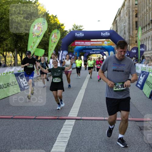 01.09.2024 - BARMER Alsterlauf Kathrin Stürmer Photography http://msf.ph/oto/6971988 01.09.2024 10:17:09 Ziel 4620, 4917, 2143, 2536, 2614, 2881, 2974, 2975, 3407, 3639, 3700, 4181, 4186, 4690, 5156, 5312, 8219, 8309 meine-sportfotos.de