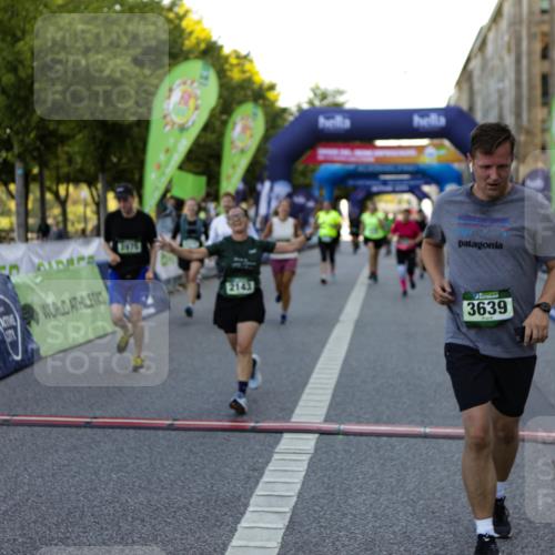 01.09.2024 - BARMER Alsterlauf Kathrin Stürmer Photography http://msf.ph/oto/6971989 01.09.2024 10:17:09 Ziel 4620, 4917, 2143, 2536, 2614, 2881, 2974, 2975, 3407, 3639, 3700, 4181, 4186, 4690, 5156, 5312, 8219, 8309 meine-sportfotos.de