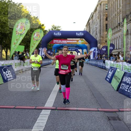 01.09.2024 - BARMER Alsterlauf Kathrin Stürmer Photography http://msf.ph/oto/6971992 01.09.2024 10:17:13 Ziel 3598, 4620, 4917, 2143, 2614, 2881, 2974, 2975, 3639, 3948, 4181, 4186, 4690, 4929, 5156, 5312, 8219, 8309 meine-sportfotos.de