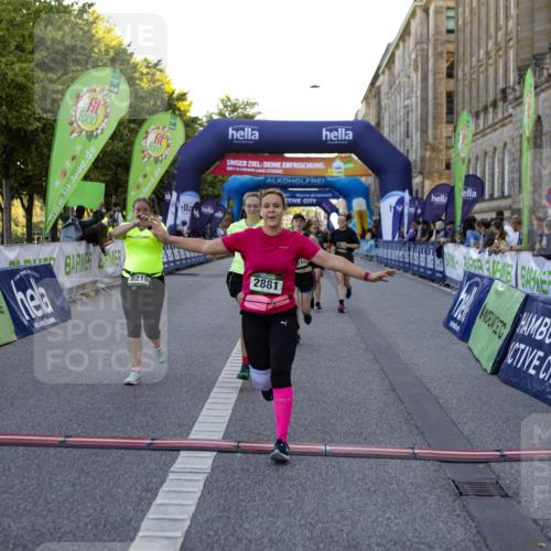 01.09.2024 - BARMER Alsterlauf Kathrin Stürmer Photography http://msf.ph/oto/6971993 01.09.2024 10:17:13 Ziel 3598, 4620, 4917, 2143, 2614, 2881, 2974, 2975, 3639, 3948, 4181, 4186, 4690, 4929, 5156, 5312, 8219, 8309 meine-sportfotos.de