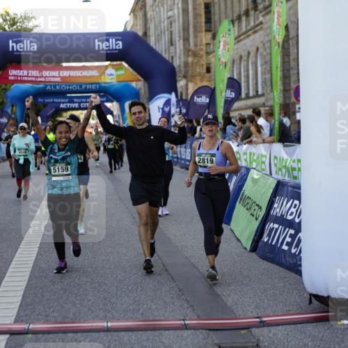 01.09.2024 - BARMER Alsterlauf Kathrin Stürmer Photography http://msf.ph/oto/6972018 01.09.2024 10:17:39 Ziel 2031, 2780, 2928, 2929, 3589, 2362, 2498, 2546, 2819, 3081, 3406, 3500, 3532, 3533, 3535, 3845, 3893, 3917, 4547, 4548, 5159 meine-sportfotos.de