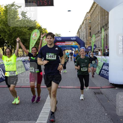 01.09.2024 - BARMER Alsterlauf Kathrin Stürmer Photography http://msf.ph/oto/6972027 01.09.2024 10:17:50 Ziel 2048, 3991, 4317, 4318, 1178, 2377, 2378, 2546, 2574, 2575, 2593, 2621, 2622, 2842, 2846, 3110, 3158, 3307, 3406, 3497, 3532, 3533, 4073, 4442, 4547, 4548, 4586, 4676, 5307 meine-sportfotos.de