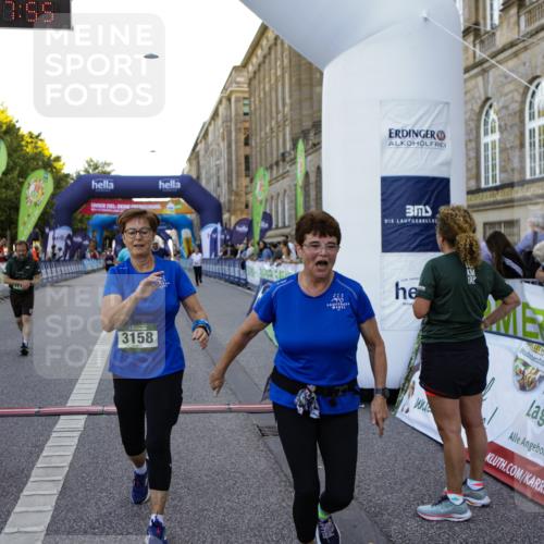 01.09.2024 - BARMER Alsterlauf Kathrin Stürmer Photography http://msf.ph/oto/6972037 01.09.2024 10:17:53 Ziel 2048, 3991, 4317, 4318, 1178, 2377, 2378, 2546, 2574, 2575, 2593, 2621, 2622, 2842, 2846, 3110, 3158, 3265, 3307, 3406, 3497, 3871, 4004, 4073, 4442, 4586, 4676, 5307 meine-sportfotos.de