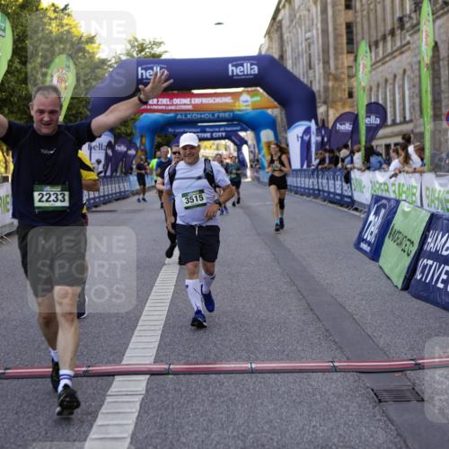 01.09.2024 - BARMER Alsterlauf Kathrin Stürmer Photography http://msf.ph/oto/6972053 01.09.2024 10:18:14 Ziel 2088, 4740, 2128, 2233, 2234, 3086, 3183, 3515, 3516, 3844, 5242, 8125 meine-sportfotos.de