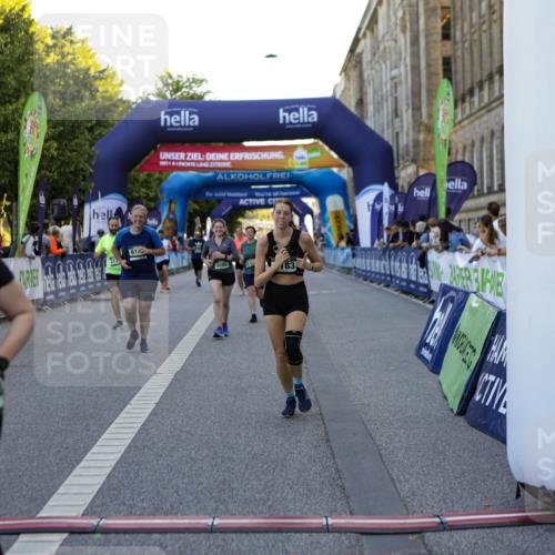 01.09.2024 - BARMER Alsterlauf Kathrin Stürmer Photography http://msf.ph/oto/6972056 01.09.2024 10:18:17 Ziel 2088, 4740, 2128, 2233, 2234, 3086, 3183, 3515, 3516, 3844, 4243, 4951, 5242, 8125 meine-sportfotos.de