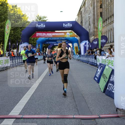 01.09.2024 - BARMER Alsterlauf Kathrin Stürmer Photography http://msf.ph/oto/6972057 01.09.2024 10:18:18 Ziel 2088, 4740, 2128, 2233, 2234, 3086, 3183, 3515, 3516, 3844, 4243, 4951, 5242, 8125 meine-sportfotos.de