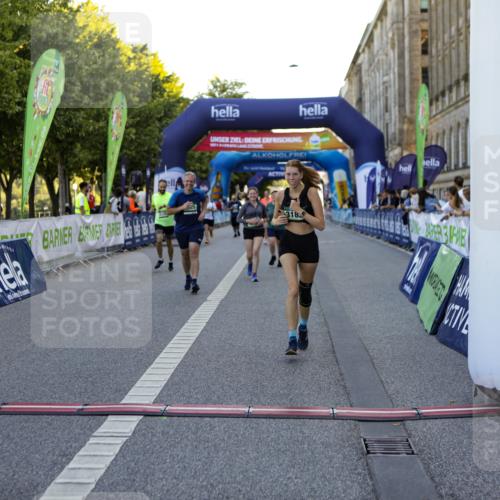 01.09.2024 - BARMER Alsterlauf Kathrin Stürmer Photography http://msf.ph/oto/6972059 01.09.2024 10:18:18 Ziel 2088, 4740, 2128, 2233, 2234, 3086, 3183, 3515, 3516, 3844, 4243, 4951, 5242, 8125 meine-sportfotos.de
