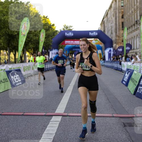 01.09.2024 - BARMER Alsterlauf Kathrin Stürmer Photography http://msf.ph/oto/6972063 01.09.2024 10:18:20 Ziel 2088, 2449, 3792, 4740, 2128, 2233, 2234, 3086, 3183, 3515, 3516, 3844, 4243, 4951, 5050, 5090, 5242, 8125 meine-sportfotos.de