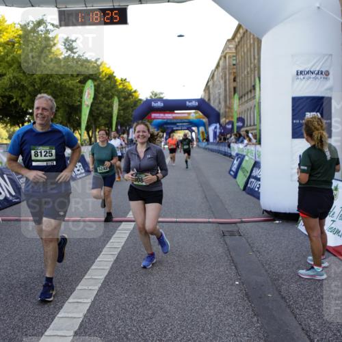 01.09.2024 - BARMER Alsterlauf Kathrin Stürmer Photography http://msf.ph/oto/6972073 01.09.2024 10:18:23 Ziel 2449, 2805, 2806, 2807, 3792, 2128, 2972, 3086, 3183, 3844, 4243, 4346, 4951, 5050, 5090, 5242, 8125 meine-sportfotos.de
