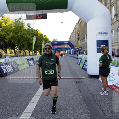 01.09.2024 - BARMER Alsterlauf Kathrin Stürmer Photography http://msf.ph/oto/6972084 01.09.2024 10:18:25 Ziel 2449, 2804, 2805, 2806, 2807, 2812, 3792, 2128, 2972, 3086, 3183, 4243, 4346, 4951, 5050, 5090, 5242, 8125 meine-sportfotos.de