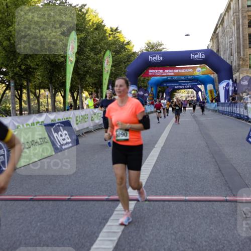 01.09.2024 - BARMER Alsterlauf Kathrin Stürmer Photography http://msf.ph/oto/6972089 01.09.2024 10:18:29 Ziel 2449, 2804, 2805, 2806, 2807, 2812, 3792, 2271, 2972, 4243, 4346, 4951, 5050, 5090, 5132, 5242 meine-sportfotos.de
