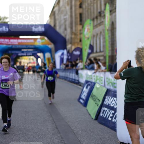 01.09.2024 - BARMER Alsterlauf Kathrin Stürmer Photography http://msf.ph/oto/6972107 01.09.2024 10:18:42 Ziel 2804, 2805, 2806, 2807, 2812, 2175, 2241, 2271, 2960, 2965, 2980, 3314, 3348, 3349, 3363, 3445, 4642, 4691, 5049 meine-sportfotos.de