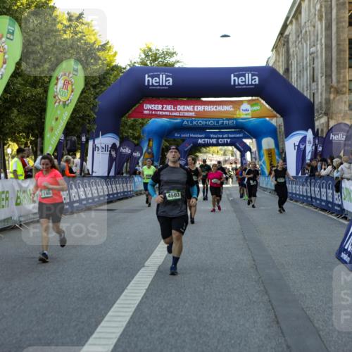 01.09.2024 - BARMER Alsterlauf Kathrin Stürmer Photography http://msf.ph/oto/6972121 01.09.2024 10:19:00 Ziel 4679, 2140, 2825, 4503, 5119, 8120, 8167 meine-sportfotos.de