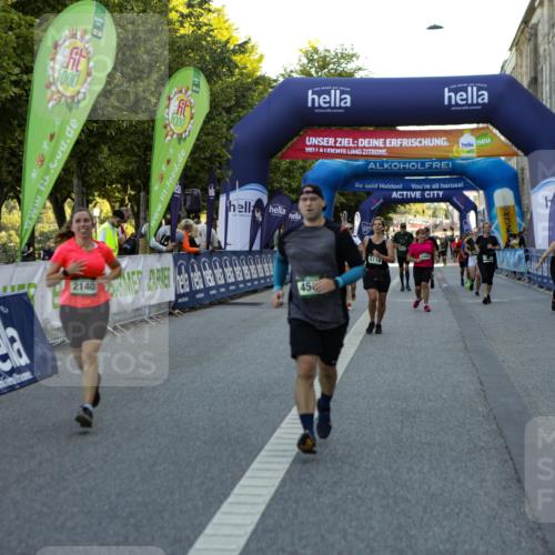 01.09.2024 - BARMER Alsterlauf Kathrin Stürmer Photography http://msf.ph/oto/6972127 01.09.2024 10:19:01 Ziel 4679, 2140, 2825, 4261, 4503, 5119, 8120, 8167 meine-sportfotos.de