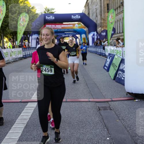 01.09.2024 - BARMER Alsterlauf Kathrin Stürmer Photography http://msf.ph/oto/6972133 01.09.2024 10:19:12 Ziel 2064, 2230, 4679, 2002, 2083, 2300, 2448, 2459, 2460, 2683, 4261, 4347, 4348, 4707, 4810, 5119, 8271 meine-sportfotos.de