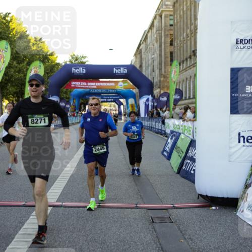 01.09.2024 - BARMER Alsterlauf Kathrin Stürmer Photography http://msf.ph/oto/6972138 01.09.2024 10:19:16 Ziel 2064, 2230, 2002, 2083, 2300, 2448, 2459, 2460, 2683, 3885, 4261, 4347, 4348, 4707, 4810, 8271 meine-sportfotos.de