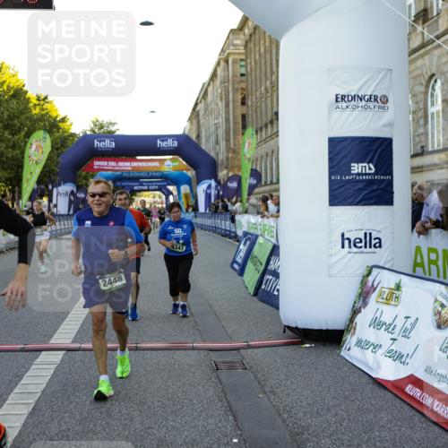 01.09.2024 - BARMER Alsterlauf Kathrin Stürmer Photography http://msf.ph/oto/6972142 01.09.2024 10:19:16 Ziel 2064, 2230, 2002, 2083, 2300, 2448, 2459, 2460, 2683, 3885, 4261, 4347, 4348, 4707, 4810, 8271 meine-sportfotos.de