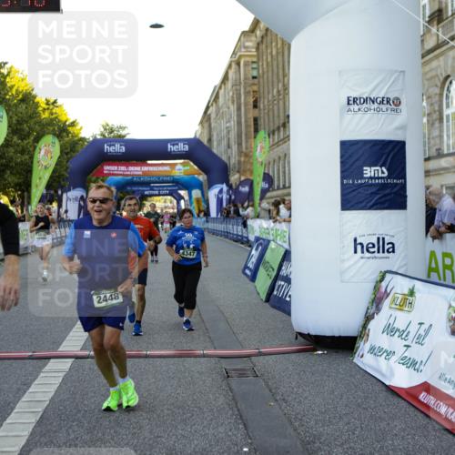 01.09.2024 - BARMER Alsterlauf Kathrin Stürmer Photography http://msf.ph/oto/6972143 01.09.2024 10:19:16 Ziel 2064, 2230, 2002, 2083, 2300, 2448, 2459, 2460, 2683, 3885, 4261, 4347, 4348, 4707, 4810, 8271 meine-sportfotos.de