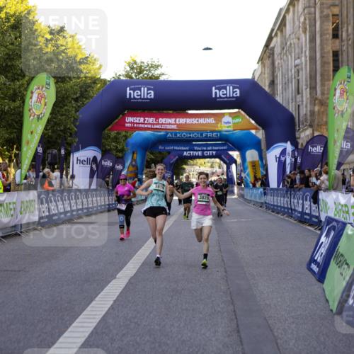 01.09.2024 - BARMER Alsterlauf Kathrin Stürmer Photography http://msf.ph/oto/6972155 01.09.2024 10:19:23 Ziel 2064, 2230, 2683, 2791, 3819, 3820, 3885, 4347, 4348, 4810 meine-sportfotos.de