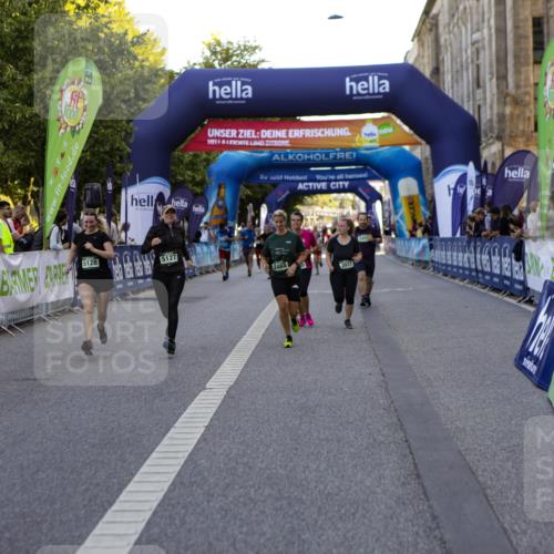 01.09.2024 - BARMER Alsterlauf Kathrin Stürmer Photography http://msf.ph/oto/6972167 01.09.2024 10:19:30 Ziel 3387, 3388, 4898, 2452, 2468, 2791, 3240, 3819, 3820, 3937, 5127, 5128 meine-sportfotos.de