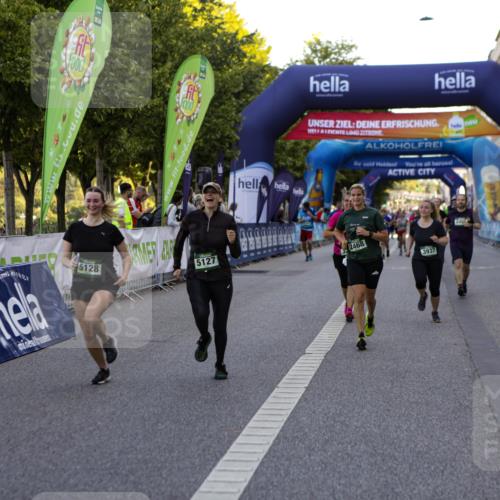 01.09.2024 - BARMER Alsterlauf Kathrin Stürmer Photography http://msf.ph/oto/6972176 01.09.2024 10:19:31 Ziel 3387, 3388, 4898, 2452, 2468, 2791, 3240, 3819, 3820, 3937, 5127, 5128 meine-sportfotos.de