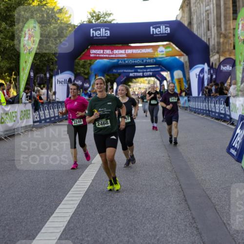 01.09.2024 - BARMER Alsterlauf Kathrin Stürmer Photography http://msf.ph/oto/6972182 01.09.2024 10:19:33 Ziel 3387, 3388, 4898, 2452, 2468, 2791, 3240, 3320, 3344, 3739, 3937, 5127, 5128 meine-sportfotos.de