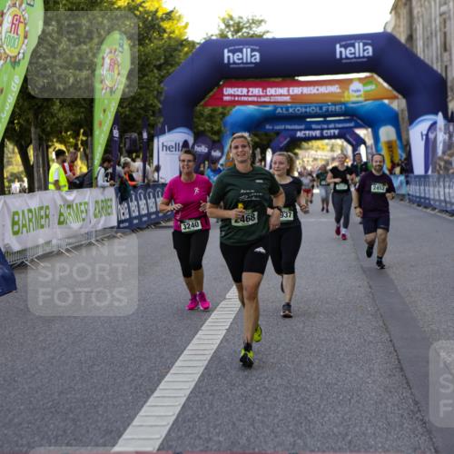 01.09.2024 - BARMER Alsterlauf Kathrin Stürmer Photography http://msf.ph/oto/6972183 01.09.2024 10:19:33 Ziel 3387, 3388, 4898, 2452, 2468, 2791, 3240, 3320, 3344, 3739, 3937, 5127, 5128 meine-sportfotos.de