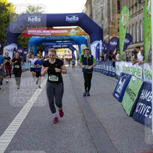 01.09.2024 - BARMER Alsterlauf Kathrin Stürmer Photography http://msf.ph/oto/6972189 01.09.2024 10:19:39 Ziel 3387, 3388, 4898, 2051, 2196, 2452, 2468, 3213, 3240, 3320, 3344, 3738, 3739, 3784, 3937, 4921, 4922, 5127, 5128 meine-sportfotos.de